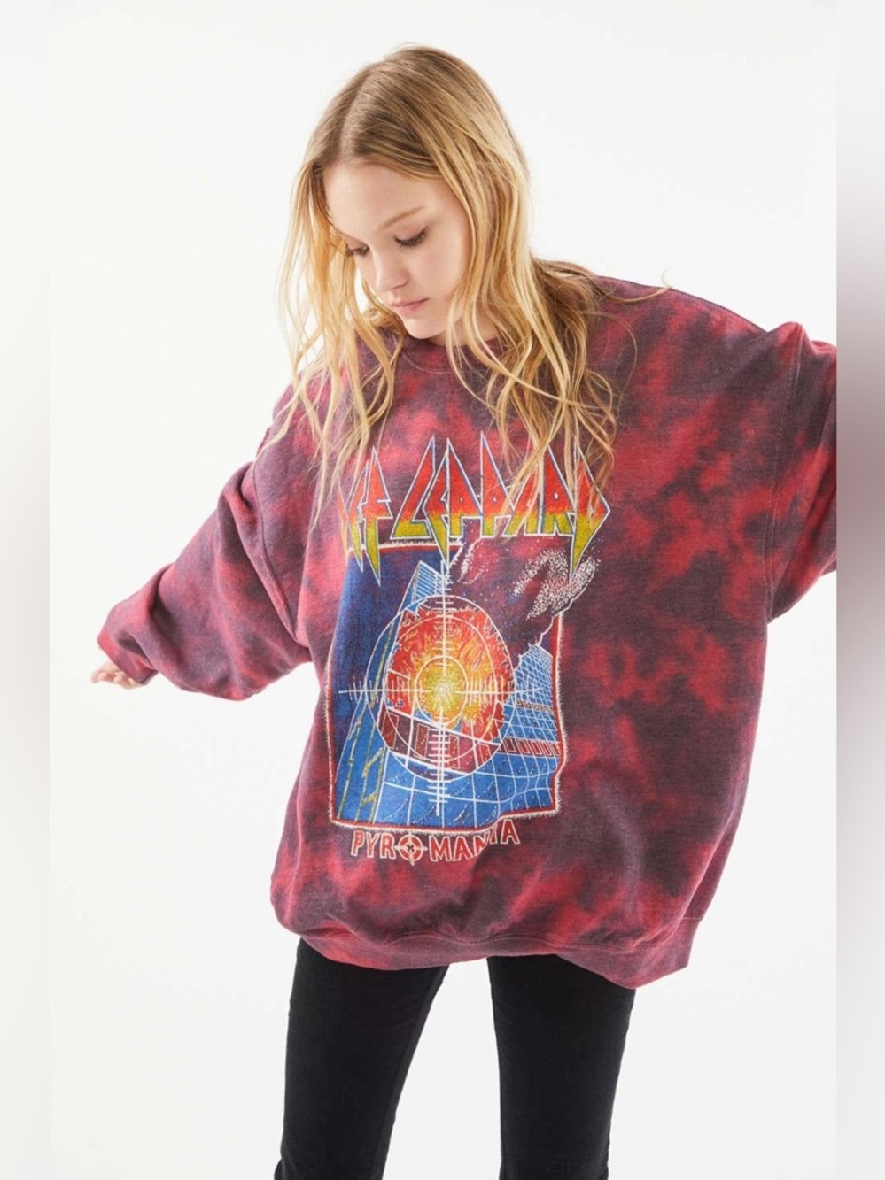 UO Def Leppard Oversized Sweatshirt